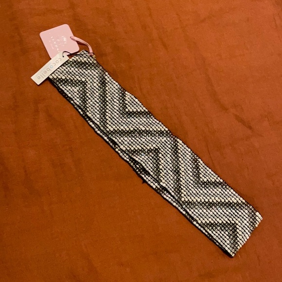 🆕 Cocobelle beaded waist belt - Picture 2 of 3